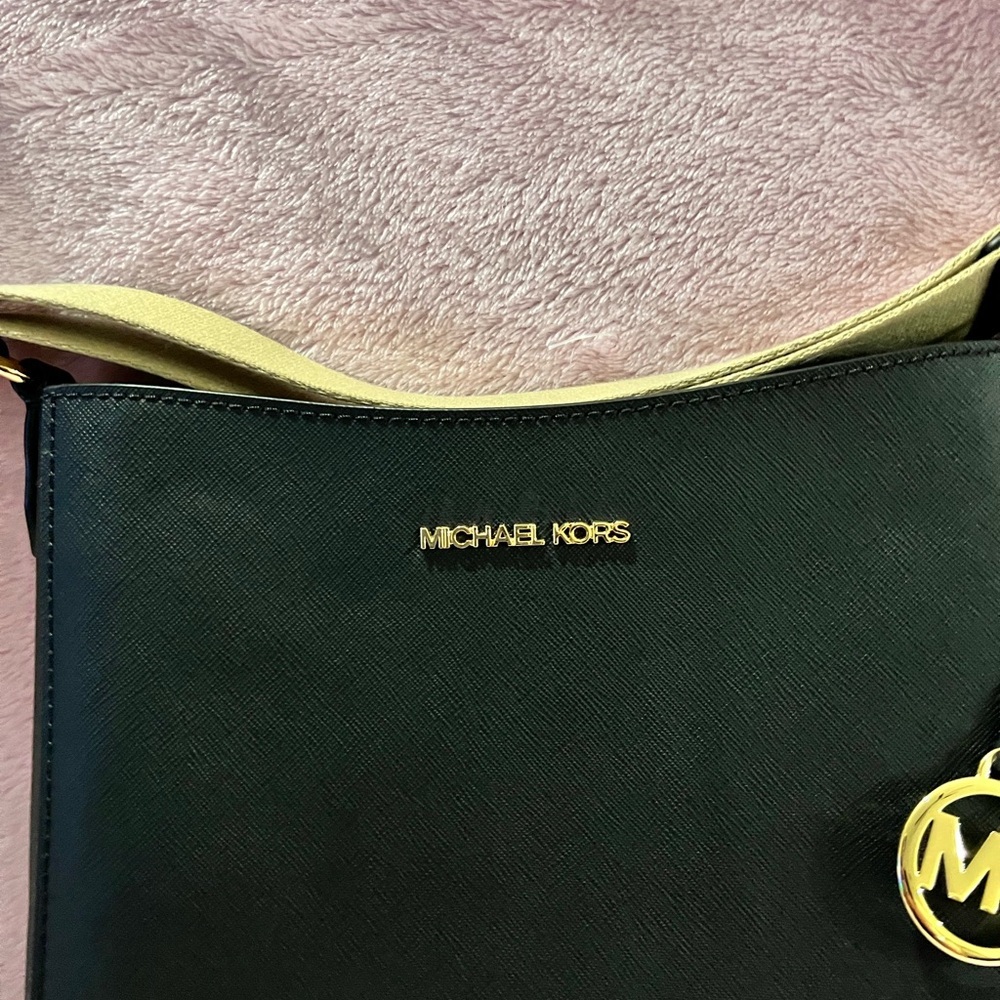Michael Kors Black Crossbody Bag New - Picture 4 of 7